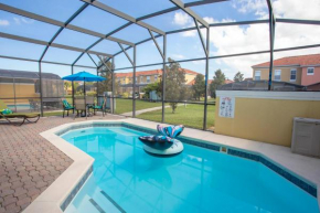 Four Bedroom w/ Pool Close to Disney 8570